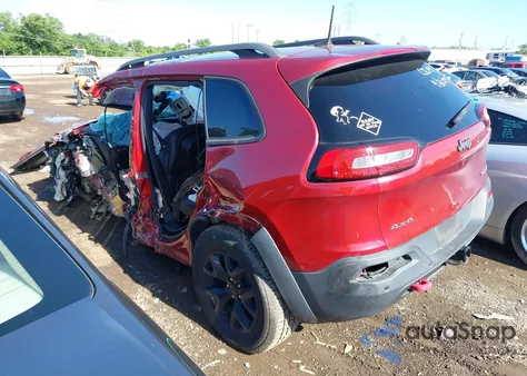 2016 Jeep Cherokee Trailhawk from USA, damaged, VIN 1C4PJMBS5GW334808